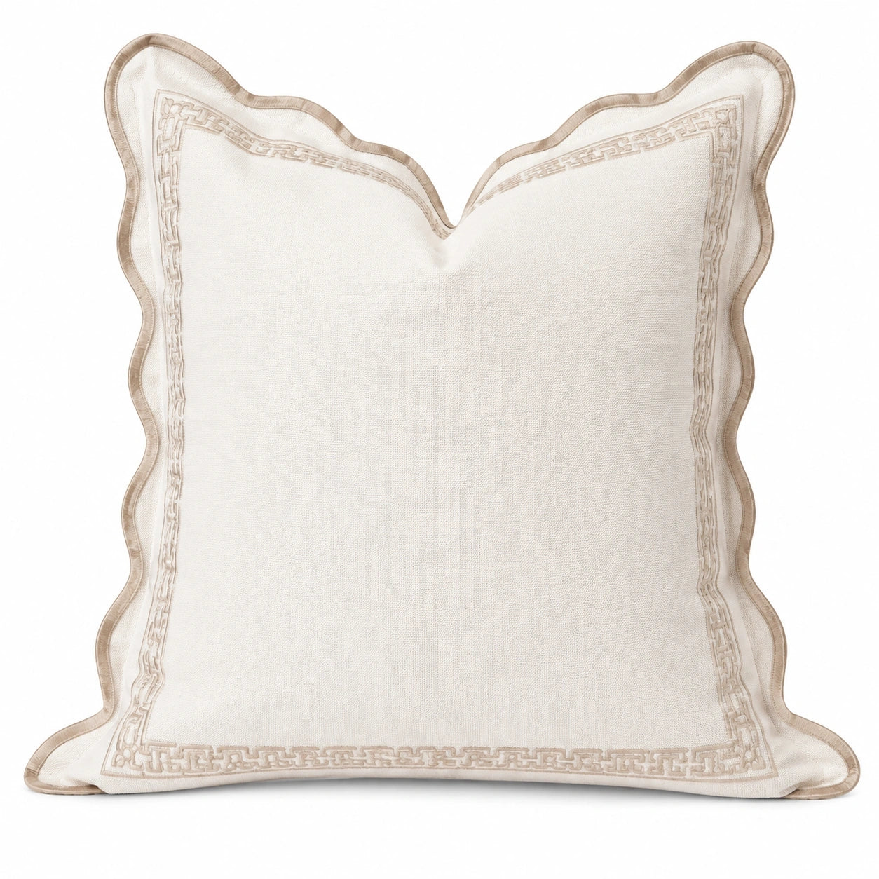 Coussin décoratif 45 x 45 cm en tissu blanc cassé à bord ondulé