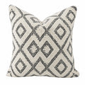 Coussin décoratif 45 x 45 cm textile écru gris à motif géométrique style bohème