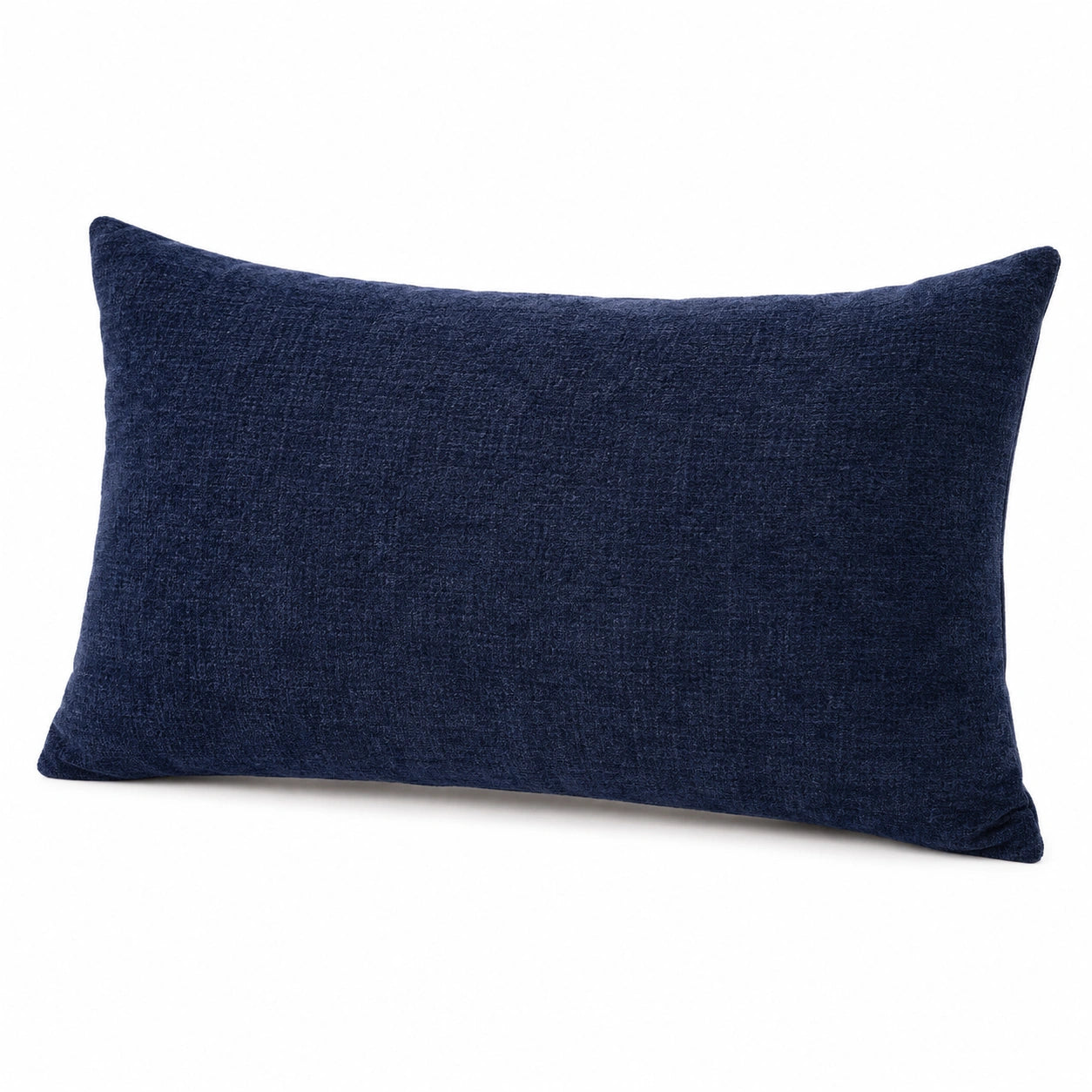 Coussin rectangulaire 50 x 30 cm en tissu bleu marine décoratif doux